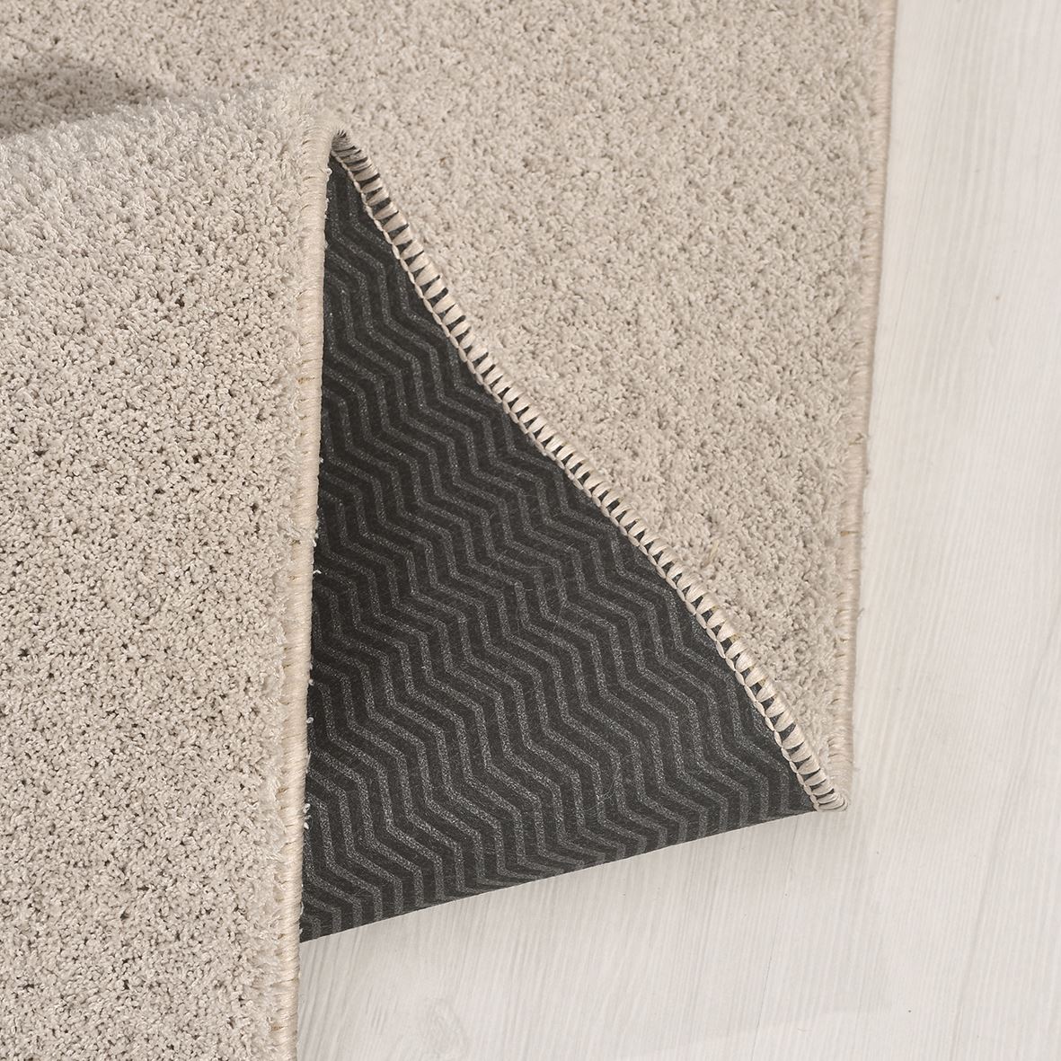 MARIS - MR109- Silver Beige - Premium Velvety Rug for Living Room/Lounge/Kitchen - Non-Slip Base - Washable - Modern