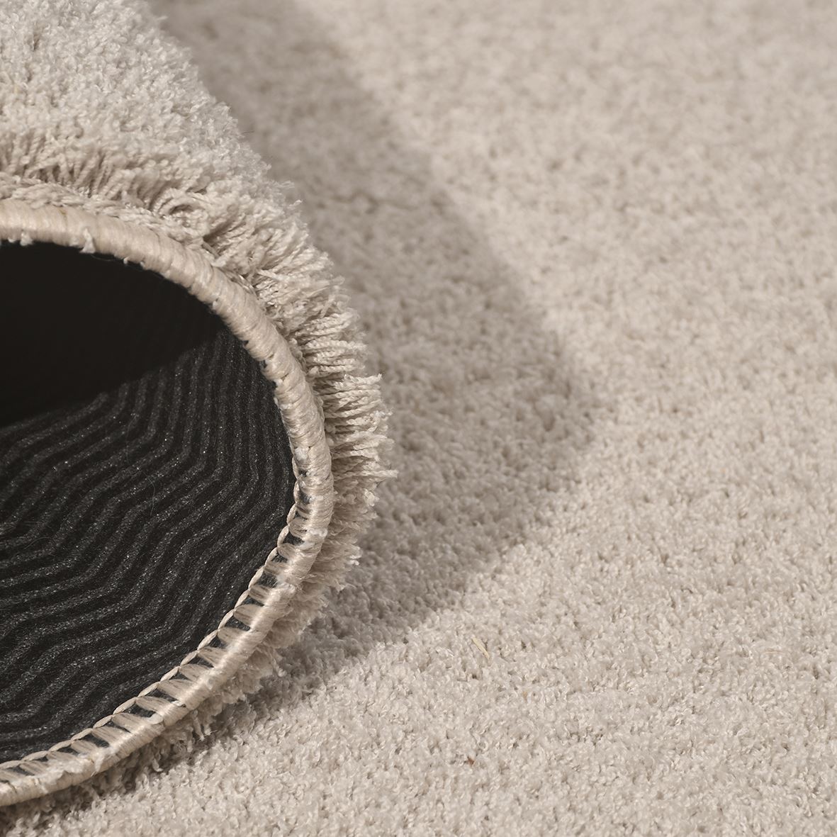 MARIS - MR109- Silver Beige - Premium Velvety Rug for Living Room/Lounge/Kitchen - Non-Slip Base - Washable - Modern